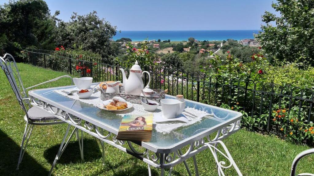 Villa Melenia Almiros Beach Eksteriør billede